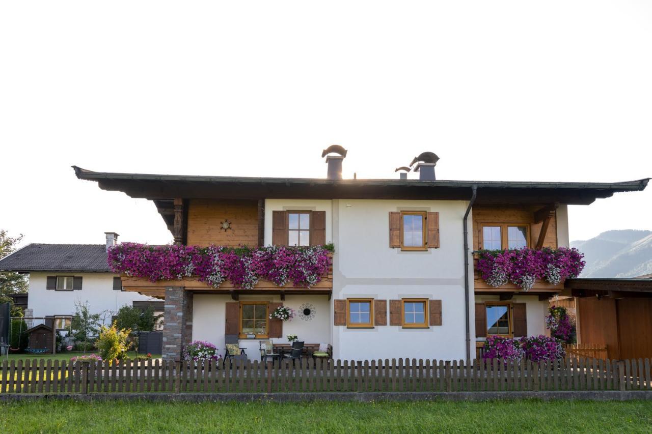 Gaestehaus Schwaiger - Wiesenweg Kossen Bagian luar foto
